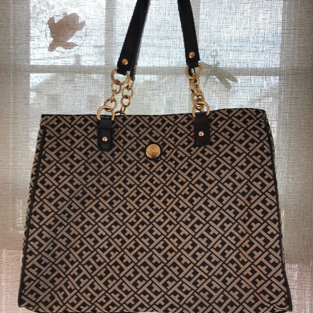 Women’s carry bag/ purse